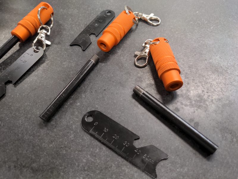 Metal-Match all weather fire starter - Image 2